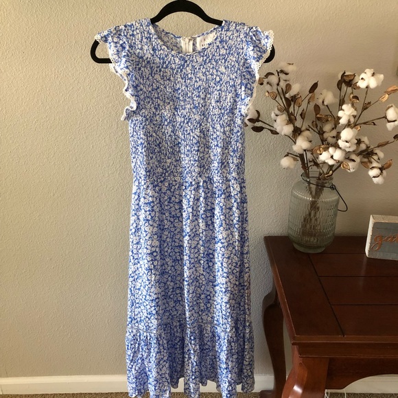 lost and wander pick me midi dress